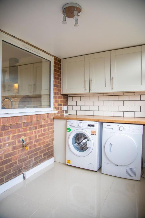 Maunsell House - Lovely Central Home Near Designer Outlets & Town With Parking Ashford  Exterior photo